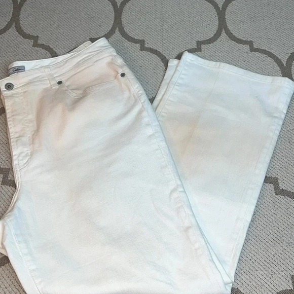 Chico's Denim - Chico’s Platinum Denim Quartz Original Fit Ombré Jeans, 16 short